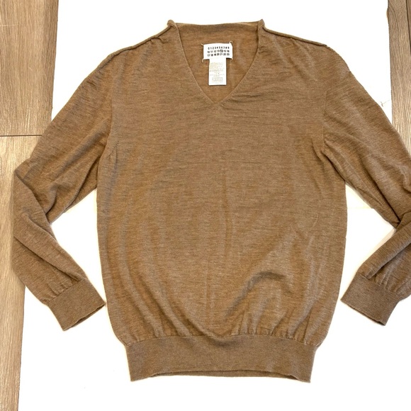 Maison Margela Women V neck cashmere jumper Made in Italy - Picture 7 of 14